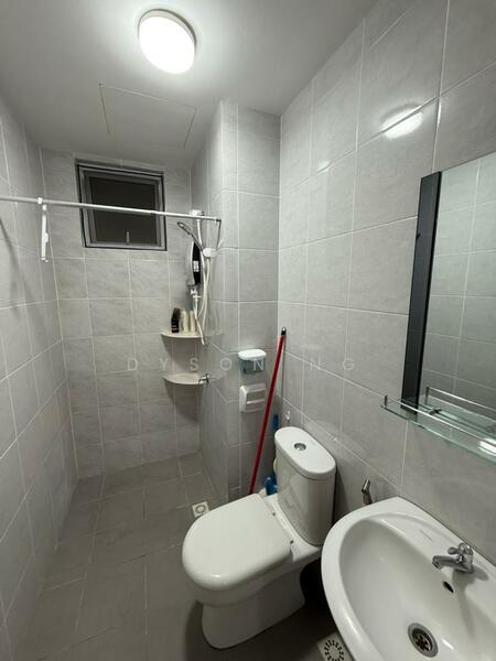 Kondominium untuk Disewa di i-Santorini - Dyson Ng - Bathroom - PropertyGuru.com.my