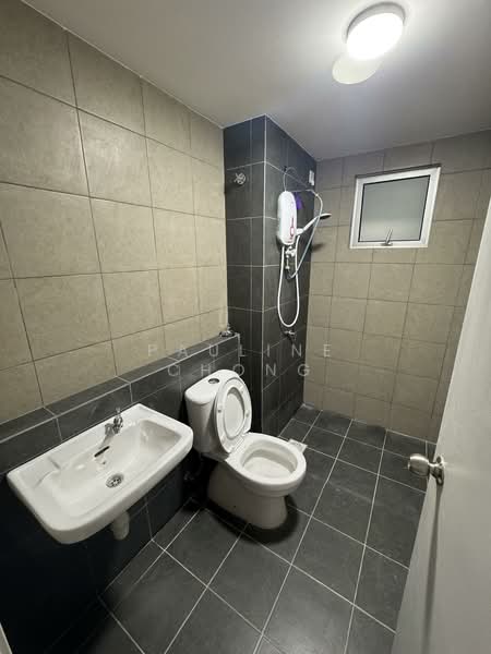 Condominium for Rent at Residensi Dutamas Dahlia - Pauline Chong - Bathroom - PropertyGuru.com.my