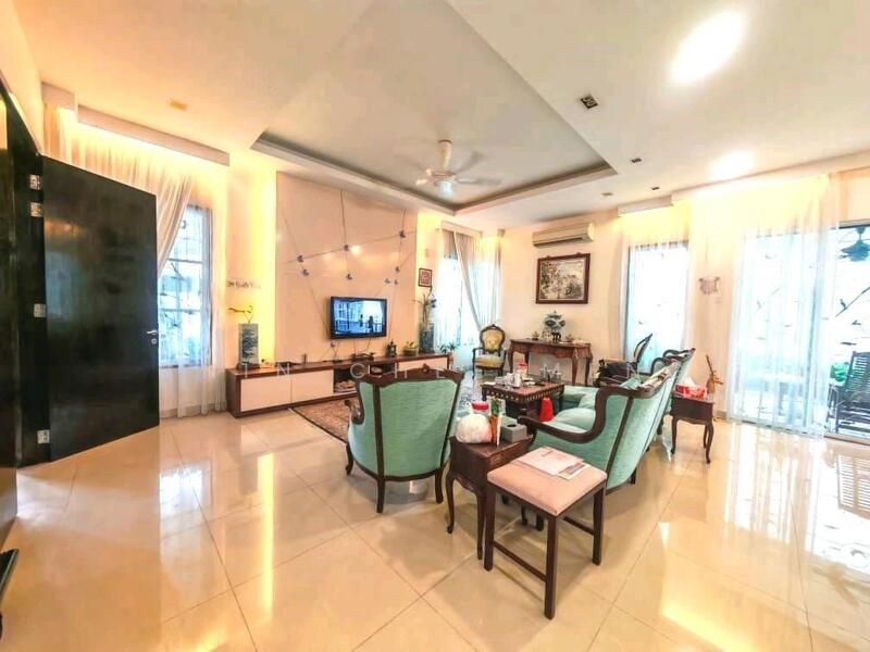 Zero-Lot Bungalow for Sale in Hijauan Residen (Ulu Langat) - Chin Chee Meng - Living Room - PropertyGuru.com.my