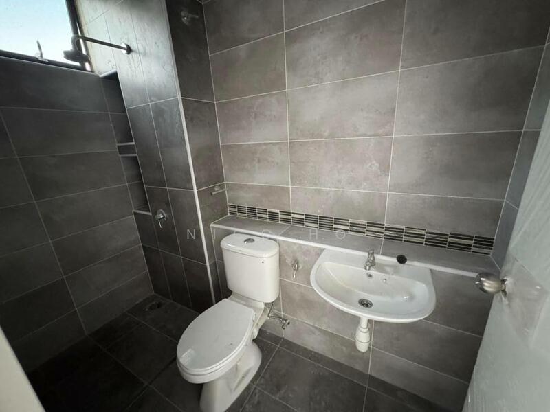 2.5-storey Terraced House for Sale in Taman Desa Tebrau (Tebrau) - Nico Ho - Bathroom - PropertyGuru.com.my