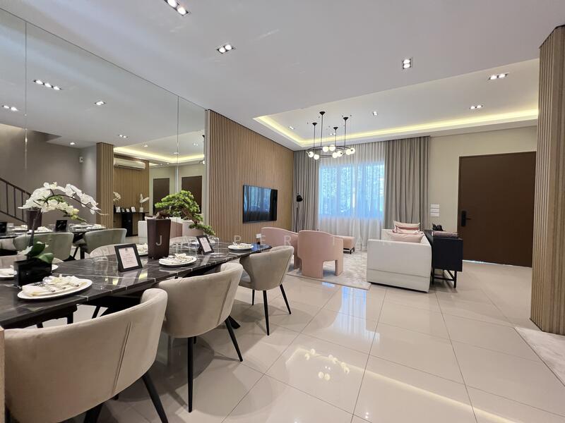 2-storey Terraced House for Sale in Semenyih (Selangor) - Jasper Tan - Living Room - PropertyGuru.com.my