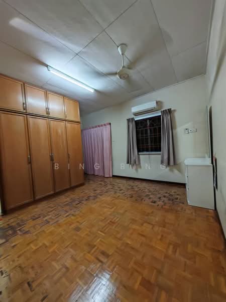 Rumah Teres 2 Tingkat untuk Dijual di Setia Impian (Setia Alam) - Bing Bing - Bedroom - PropertyGuru.com.my