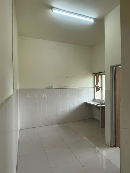 2-storey Terraced House for Sale in Batu Maung (Penang) - Ashley Tan - Kitchen - PropertyGuru.com.my