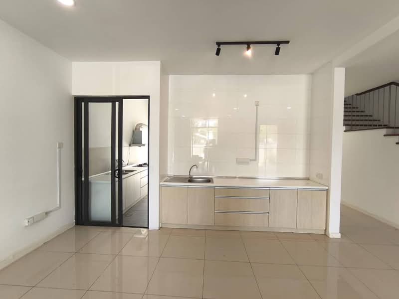 Terraced House for Rent in Taman Tasik Damai (Sungai Besi) - BS Lee - Kitchen - PropertyGuru.com.my