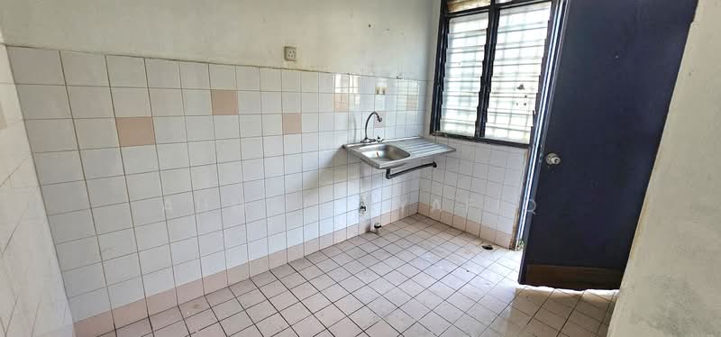 2-storey Terraced House for Sale in Bandar Armada Putra (Klang) - Ahmad Syafiq - Kitchen - PropertyGuru.com.my