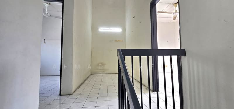 2-storey Terraced House for Sale in Bandar Armada Putra (Klang) - Ahmad Syafiq - Corridor - PropertyGuru.com.my