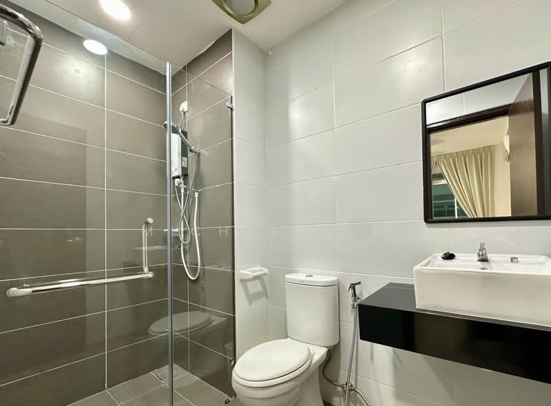 Service Residence for Rent at KSL Residence @ Daya - Michael Lee - Bathroom - PropertyGuru.com.my