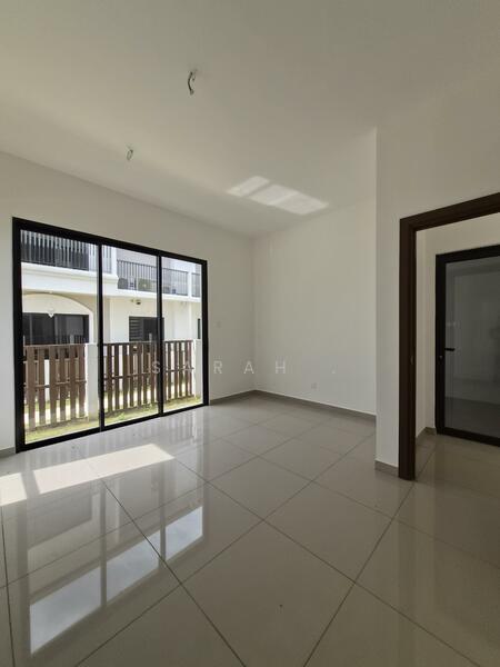 2-storey Terraced House for Sale in Setia Safiro (Cyberjaya) - Sarah . - Living Room - PropertyGuru.com.my