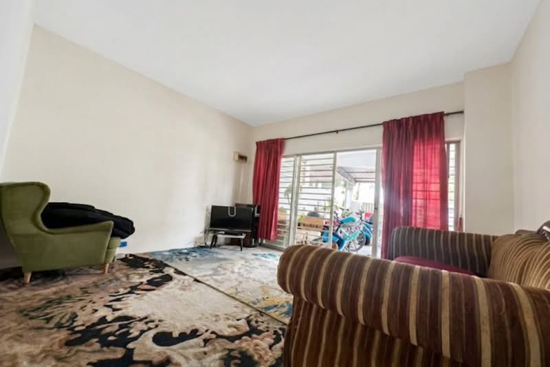 2-storey Terraced House for Sale in Batu Caves (Selangor) - Hairul Ramli - Living Room - PropertyGuru.com.my