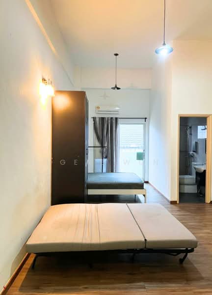 Servis Apartment untuk Dijual di Mayfair - Eugene Wong - Bedroom - PropertyGuru.com.my