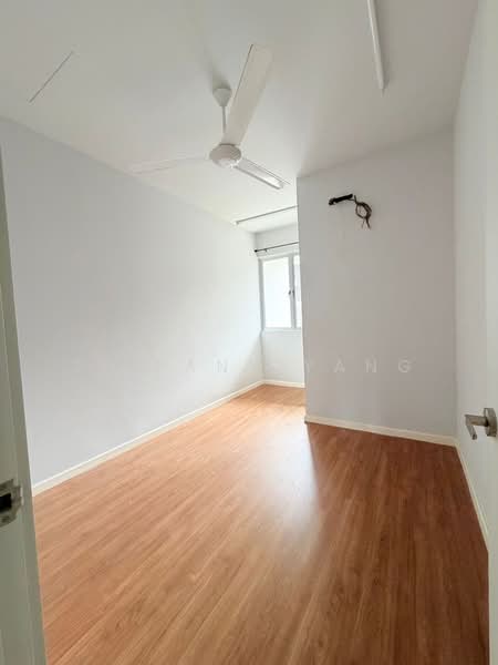 Rumah Teres untuk Dijual di Tamansari (Rawang) - Tiffany Yang - Bedroom - PropertyGuru.com.my