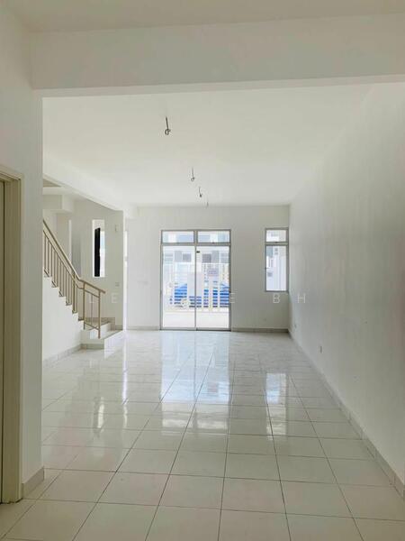 2-storey Terraced House for Sale in Bandar Bistari Perdana (Pasir Gudang) - Leo Lee BH - Living Room - PropertyGuru.com.my