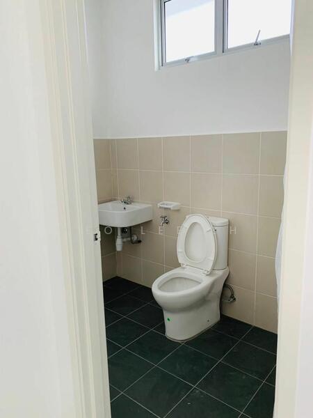 2-storey Terraced House for Sale in Bandar Bistari Perdana (Pasir Gudang) - Leo Lee BH - Bathroom - PropertyGuru.com.my