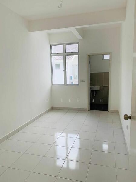 2-storey Terraced House for Sale in Bandar Bistari Perdana (Pasir Gudang) - Leo Lee BH - Interior - PropertyGuru.com.my