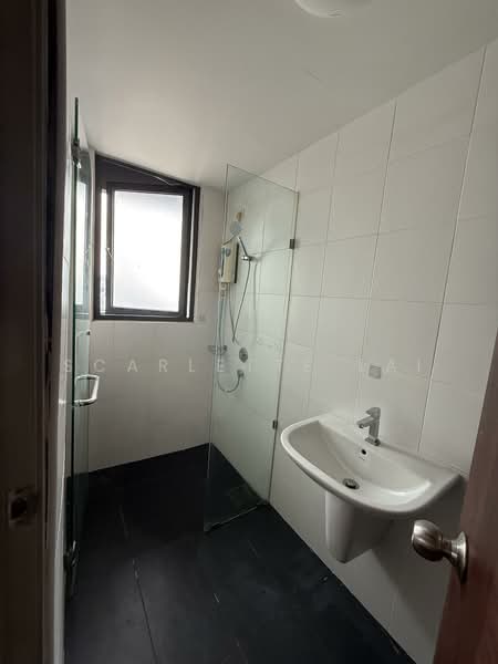 Service Residence for Sale at V@SUMMERPLACE - Scarlette Lai - Bathroom - PropertyGuru.com.my