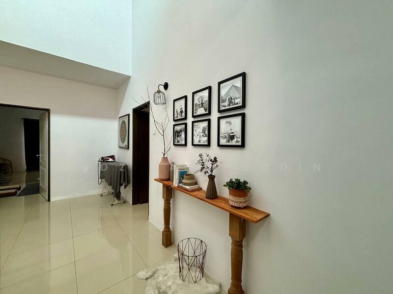 2-storey Terraced House for Sale in Taman Saujana KLIA (Sepang) - Mudz Salahuddin - Entrance - PropertyGuru.com.my