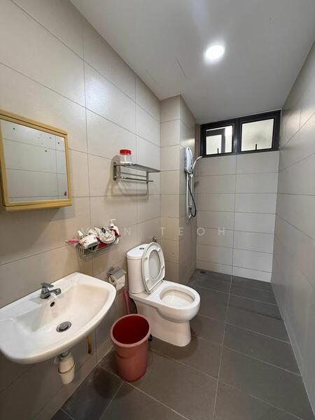 Condominium for Rent at Skycube - Mon Teoh - Bathroom - PropertyGuru.com.my