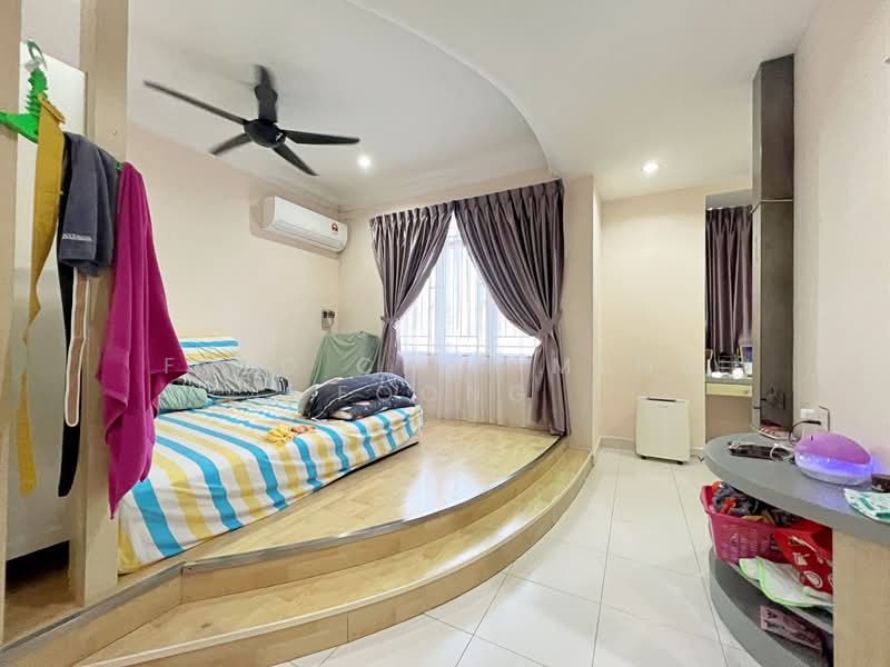 Bandar Damai Perdana untuk Untuk Dijual - RM 698,000, Mac 2026 - Bedroom - PropertyGuru.com.my