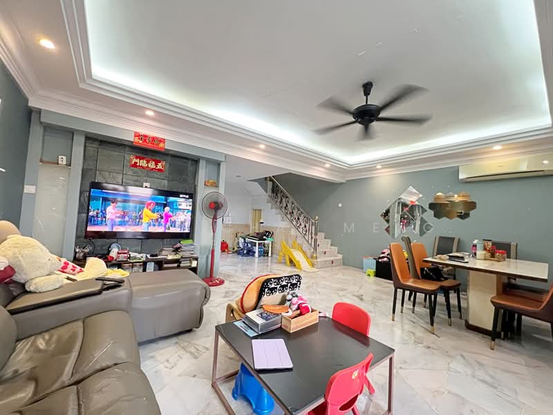 Bandar Damai Perdana untuk Untuk Dijual - RM 698,000, Mac 2026 - Living Room - PropertyGuru.com.my