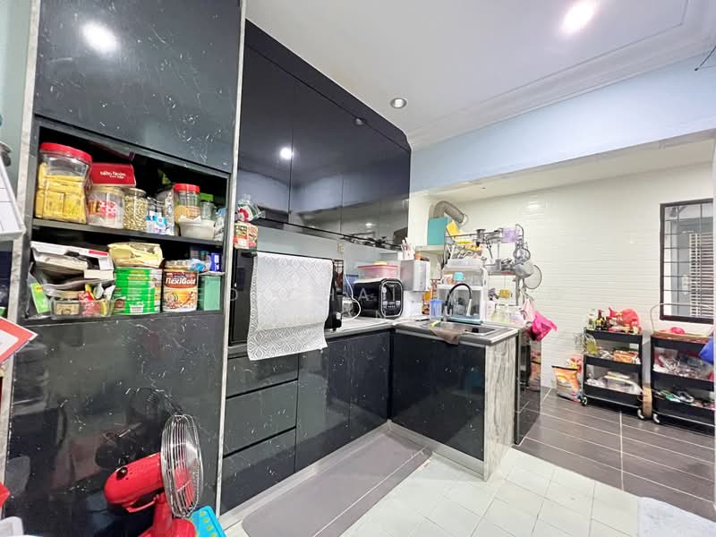 Bandar Damai Perdana untuk Untuk Dijual - RM 698,000, Mac 2026 - Kitchen - PropertyGuru.com.my