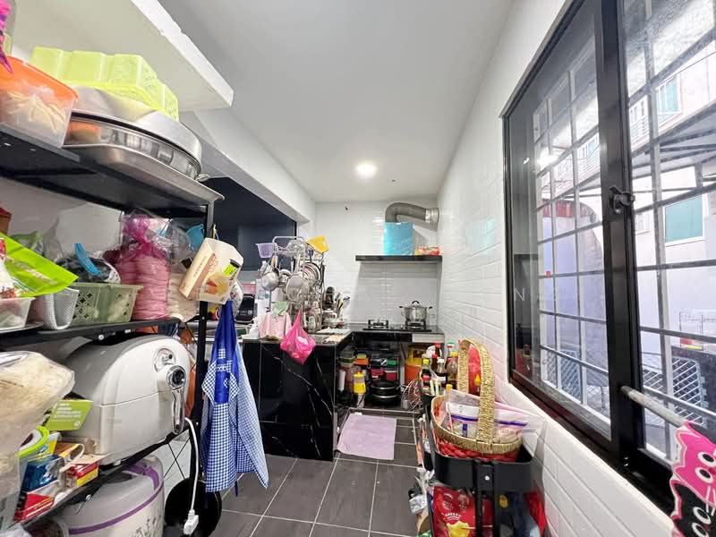 2-storey Terraced House for Sale in Bandar Damai Perdana (Cheras) - Fred Chai Meng Foong - Kitchen - PropertyGuru.com.my