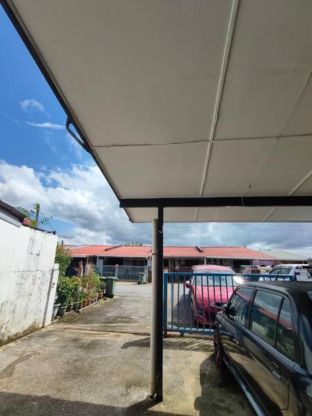1-storey Terraced House for Sale in Kuching (Sarawak) - KC Jee - Exterior - PropertyGuru.com.my