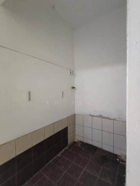 1-storey Terraced House for Sale in Kuching (Sarawak) - KC Jee - PropertyGuru.com.my