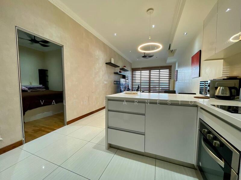 Service Residence for Rent at The Elements - Valerie Arnesto - Kitchen - PropertyGuru.com.my