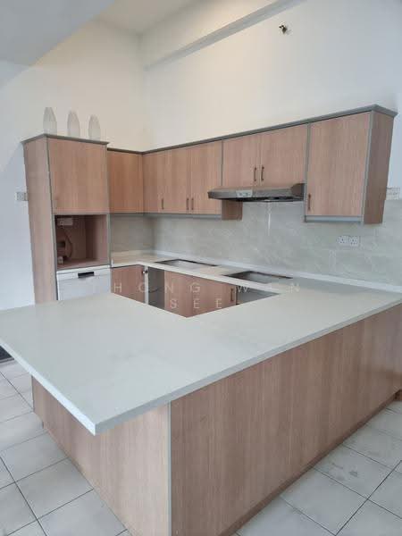 Pangsapuri untuk Dijual di Seri Bukit Ceylon - Thong Wan See - Kitchen - PropertyGuru.com.my