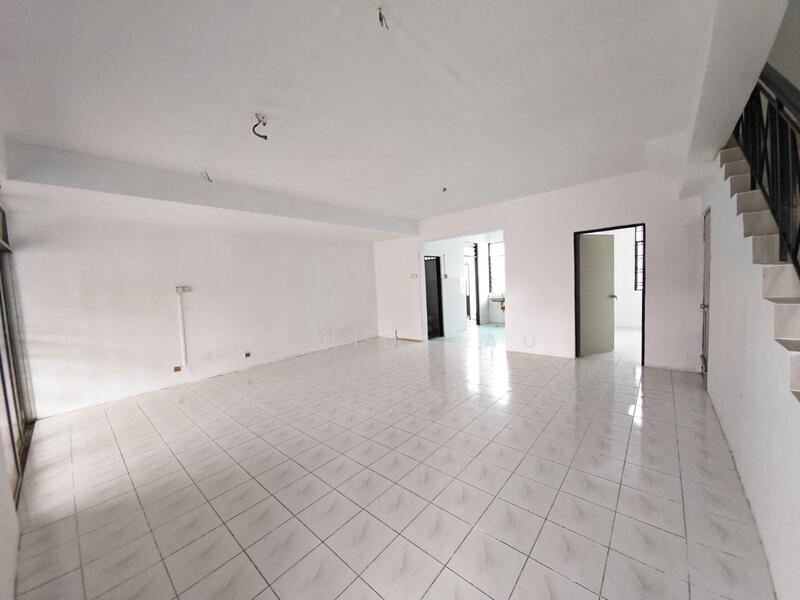 2-storey Terraced House for Sale in Taman Impian Jaya (Senai) - David Lau - Living Room - PropertyGuru.com.my