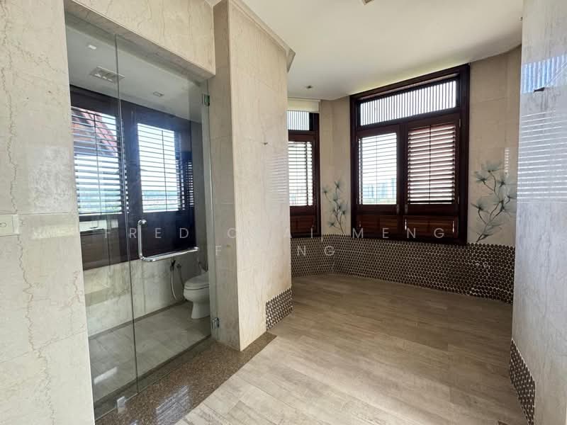Bungalow for Sale in Damansara Heights (Kuala Lumpur) - Fred Chai Meng Foong - Bathroom - PropertyGuru.com.my