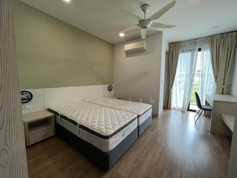 Servis Apartment untuk Dijual di Tropical Villa - Ryan Tan - Bedroom - PropertyGuru.com.my