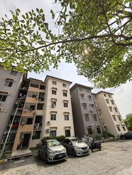 Pangsapuri untuk Dijual di Subang Perdana Goodyear Court 5 - Bee Kim - Exterior - PropertyGuru.com.my