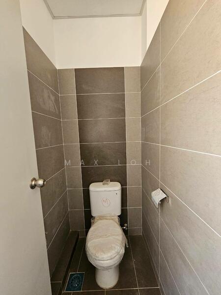Terrace Factory for Rent in Taman Lagenda Putra (Kulai) - Max Loh - Bathroom - PropertyGuru.com.my