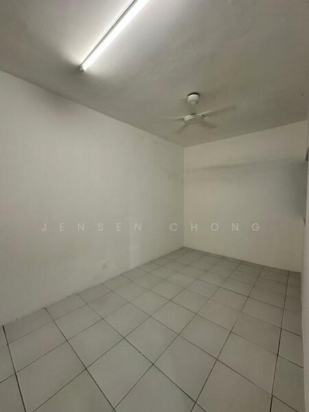 Condominium for Rent at Residensi Sateria - Jensen Chong - Interior - PropertyGuru.com.my