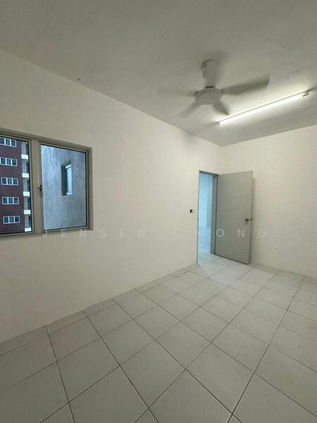 Condominium for Rent at Residensi Sateria - Jensen Chong - Interior - PropertyGuru.com.my