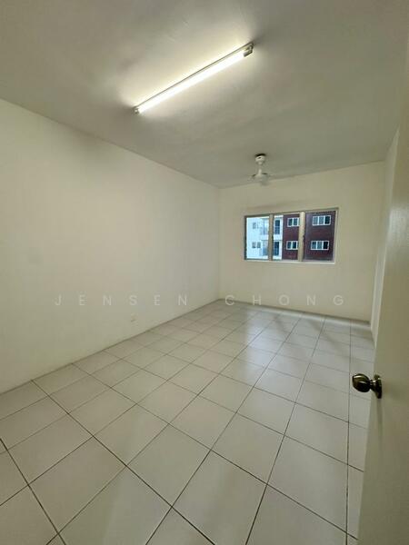 Condominium for Rent at Residensi Sateria - Jensen Chong - Interior - PropertyGuru.com.my