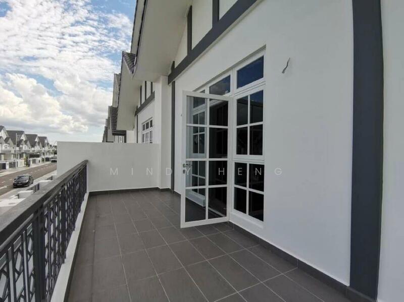 Cluster House for Sale in Taman Ekoflora (Johor Bahru) - Mindy Heng - Balcony - PropertyGuru.com.my