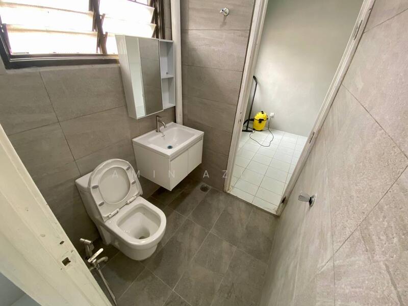 2-storey Terraced House for Sale in Sungai Buloh (Selangor) - Amin Azlan - Bathroom - PropertyGuru.com.my