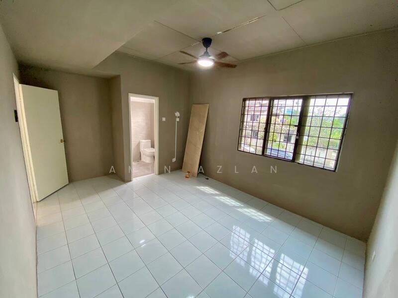 2-storey Terraced House for Sale in Sungai Buloh (Selangor) - Amin Azlan - Interior - PropertyGuru.com.my