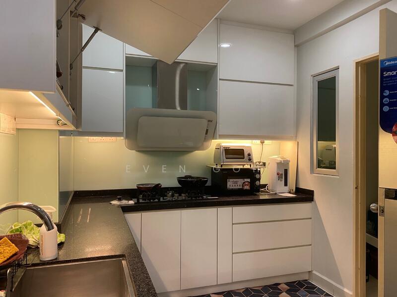 Condominium for Rent at Elit Heights @ Bayan City - Even Goh - Kitchen Area - PropertyGuru.com.my