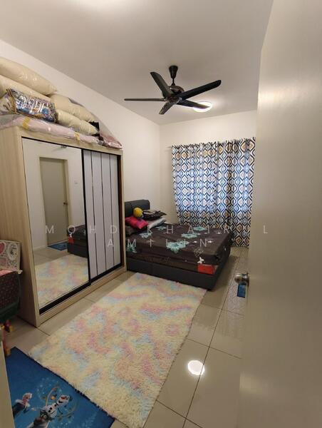 2-storey Terraced House for Sale in Sungai Long (Bandar Sungai Long) - Mohd Khairul Amilin - Bedroom - PropertyGuru.com.my