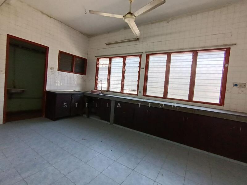 2-storey Terraced House for Sale in Ipoh (Perak) - Stella Teoh - Kitchen - PropertyGuru.com.my