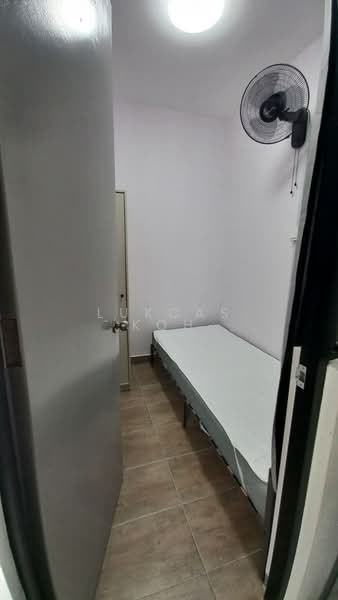 Condominium for Rent at Mizumi Residences - Lukcas Koh - Small Bedroom - PropertyGuru.com.my