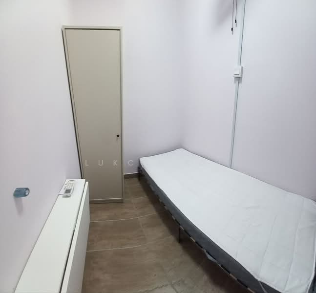 Condominium for Rent at Mizumi Residences - Lukcas Koh - Small Bedroom - PropertyGuru.com.my