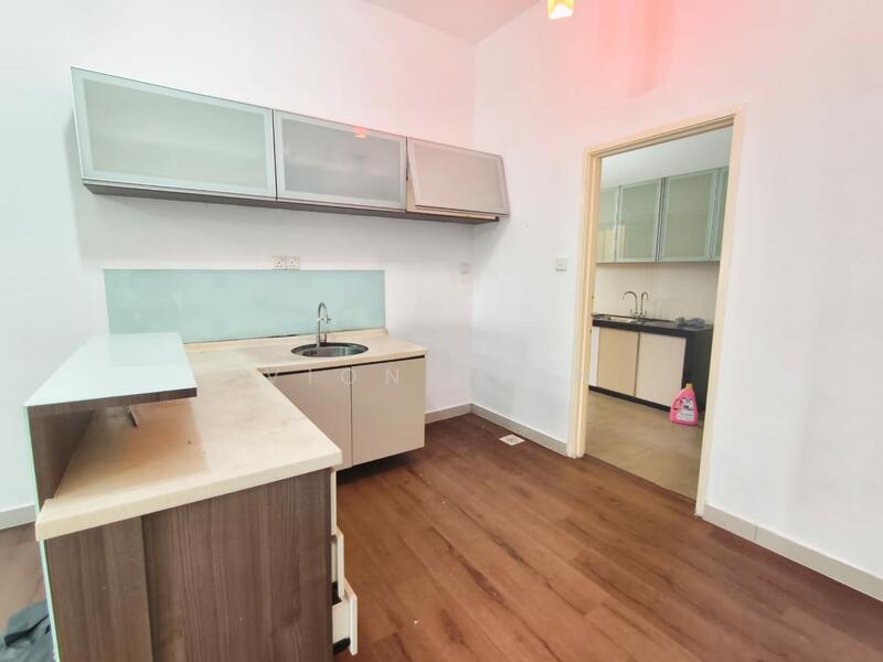 Cluster House for Sale in Taman Adda Heights (Tebrau) - Vion Tion - Kitchen - PropertyGuru.com.my