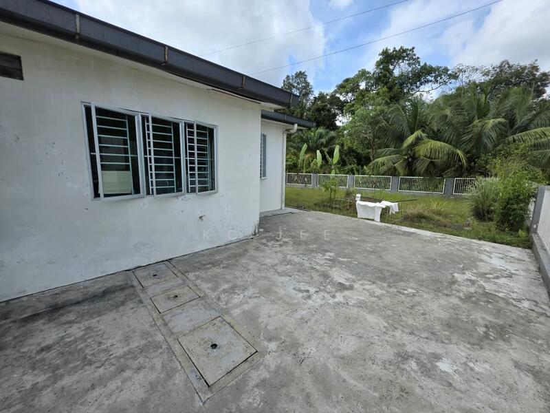 7th mile matang road single Storey corner untuk Untuk Dijual - RM 498,000, Mac 2026 - Exterior - PropertyGuru.com.my