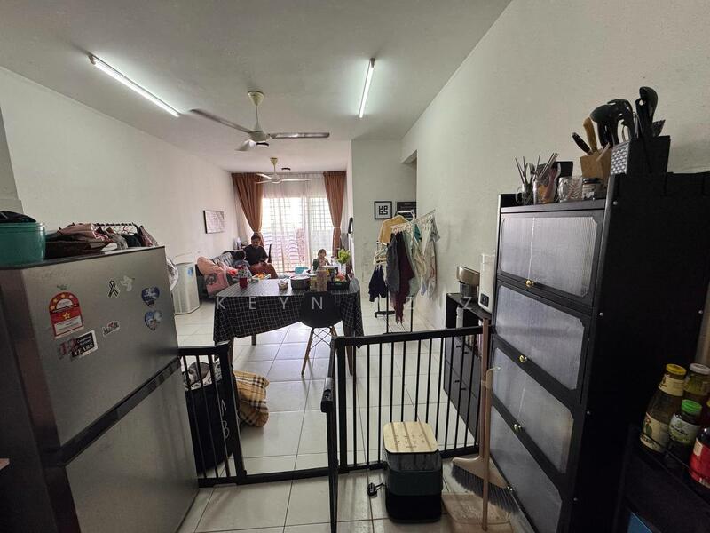 Apartment for Sale at Seri Pinang - Keyn Aziz - Living Room - PropertyGuru.com.my