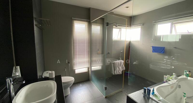 Bungalow for Sale in Jade Hills (Kajang) - Aiki Wong - Bathroom - PropertyGuru.com.my