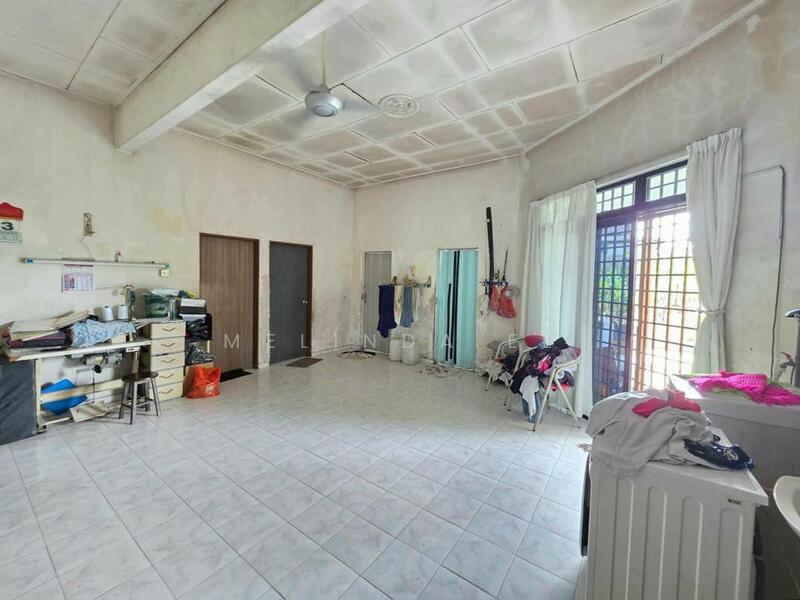 Bungalow for Sale in Kempas Banjaran (Tampoi) - Melinda Ee - PropertyGuru.com.my